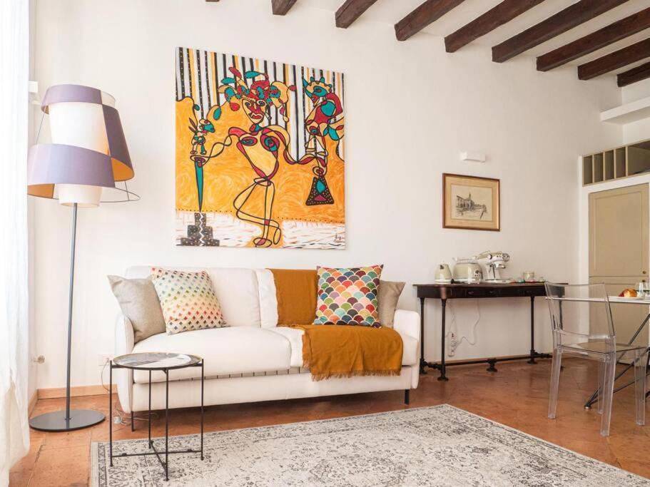 מילאנו Romantic Flat On Navigli River By Easylife מראה חיצוני תמונה