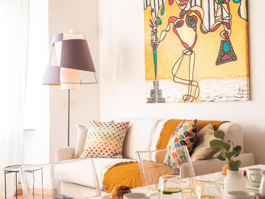 מילאנו Romantic Flat On Navigli River By Easylife מראה חיצוני תמונה