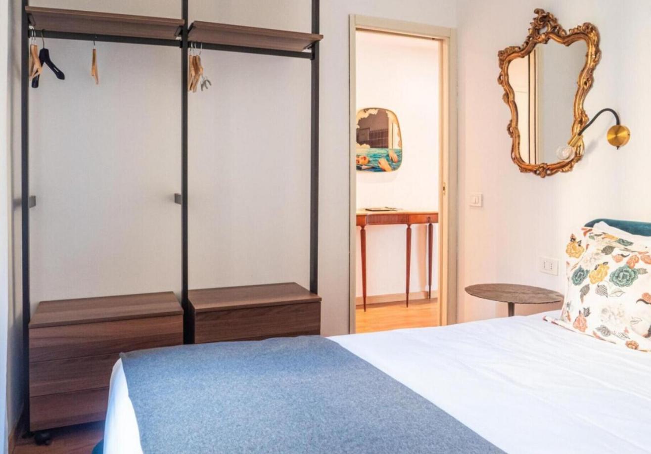 מילאנו Romantic Flat On Navigli River By Easylife מראה חיצוני תמונה